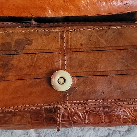 Crocodile skin wallet - Picture 8 of 10